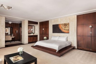 SHANGRI-LA HOTEL DUBAI 5*